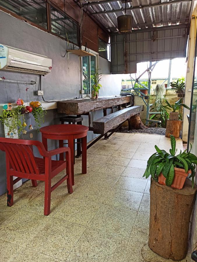 Nu Phuket Airport Resident 1 Bed & Breakfast Nai Yang Beach Екстериор снимка