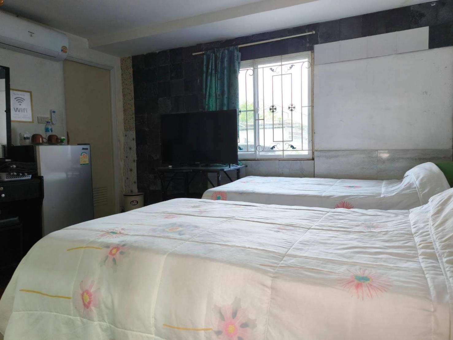 Nu Phuket Airport Resident 1 Bed & Breakfast Nai Yang Beach Екстериор снимка