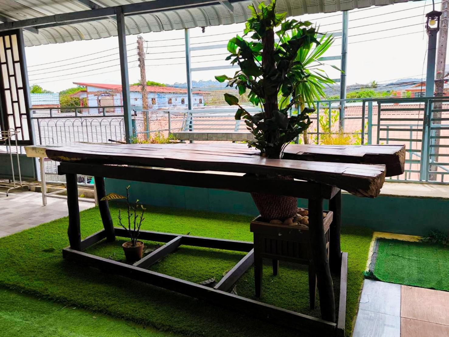 Nu Phuket Airport Resident 1 Bed & Breakfast Nai Yang Beach Екстериор снимка